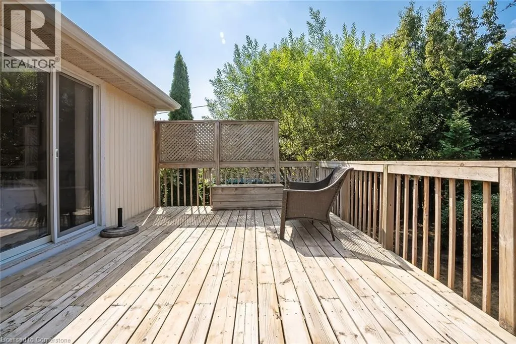 652 ARDLEIGH Crescent