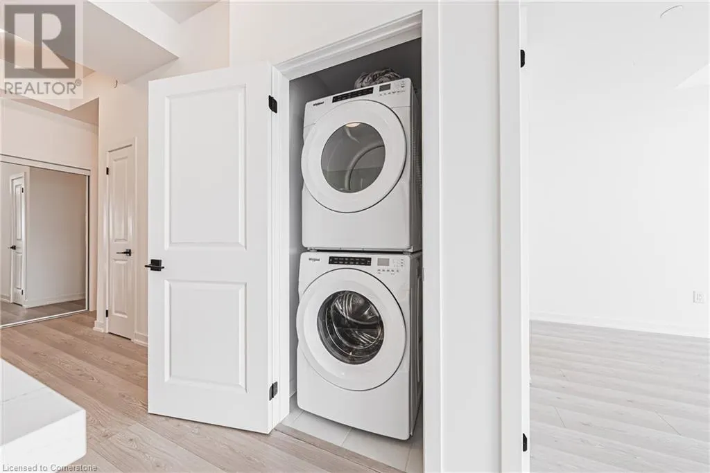 450 DUNDAS Street E Unit# 1213, #1213