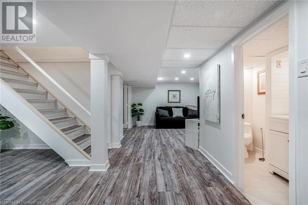 540 NIAGARA Street