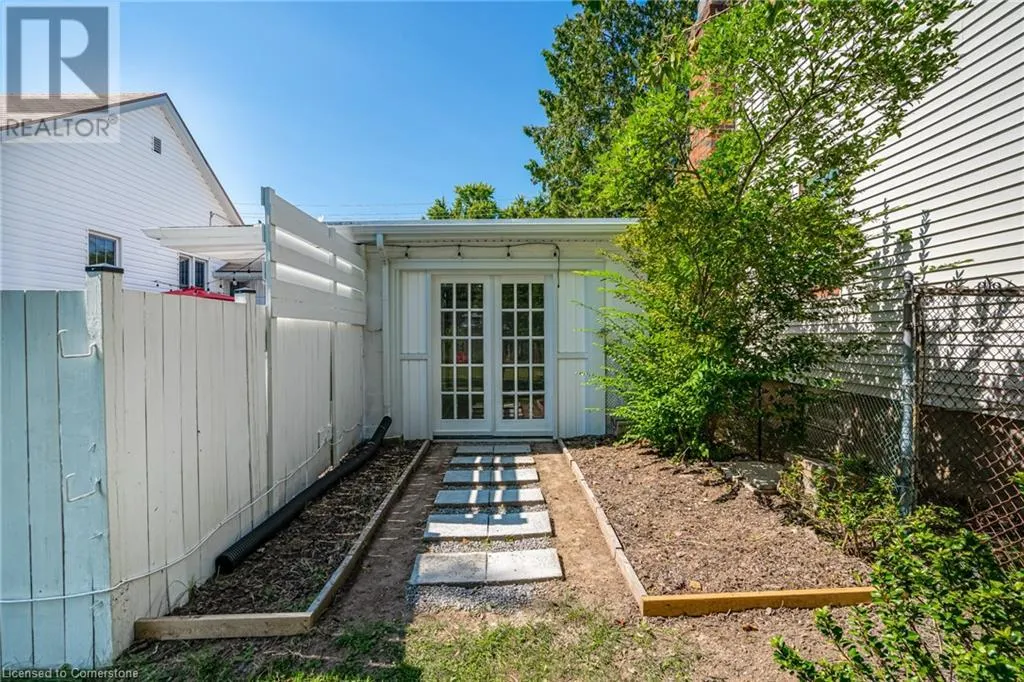 540 NIAGARA Street