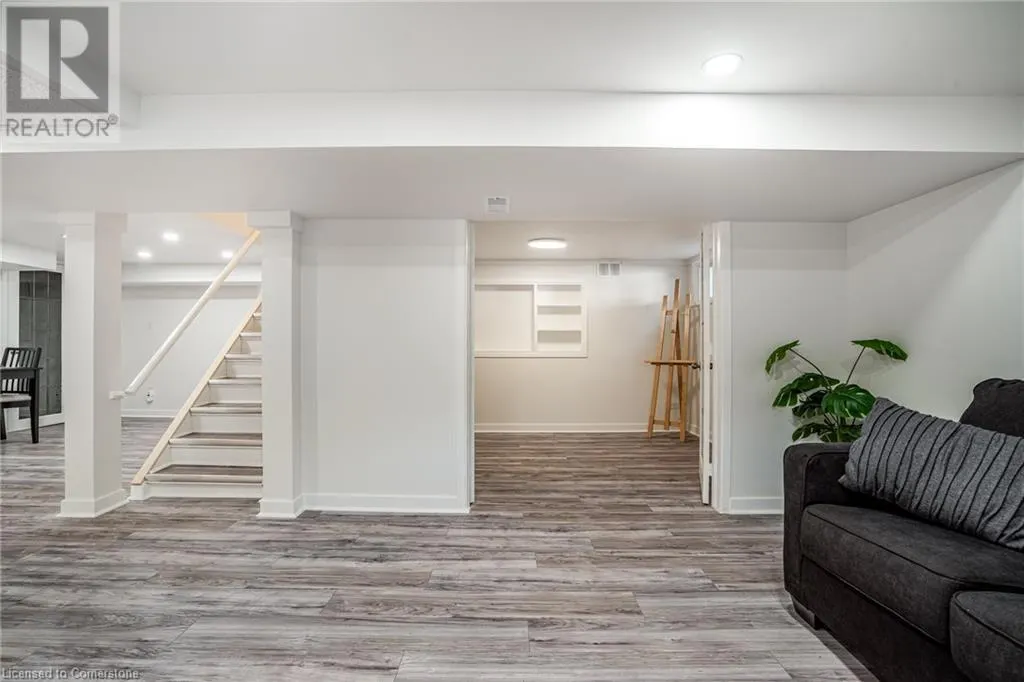 540 NIAGARA Street