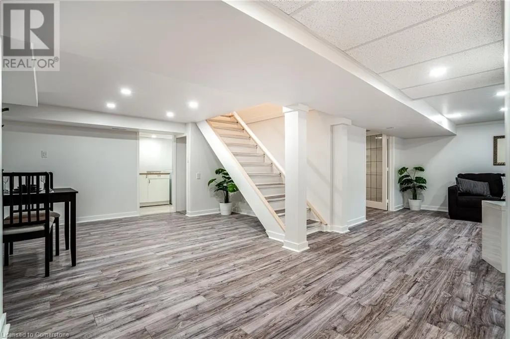 540 NIAGARA Street