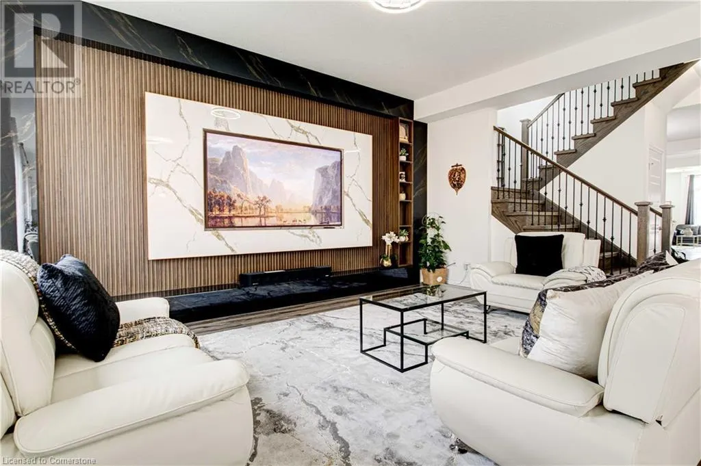 28 SASS Crescent
