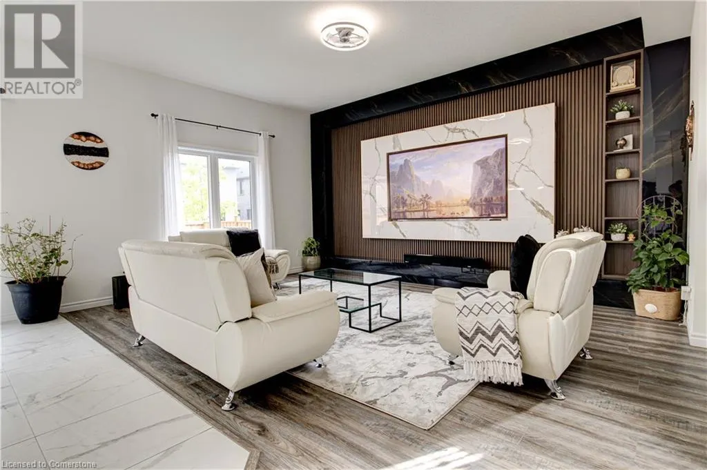 28 SASS Crescent