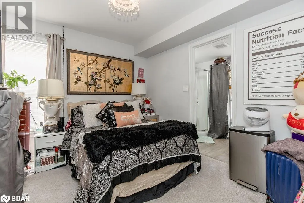246 PENETANGUISHENE RD Unit# 6, #6