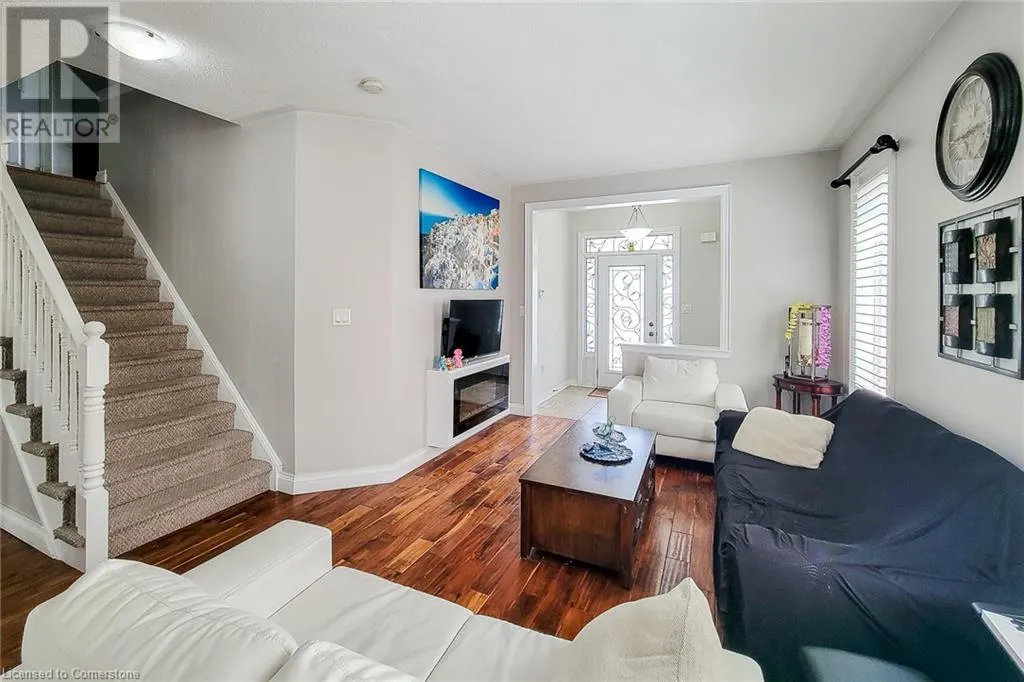 128 MONTREAL Circle