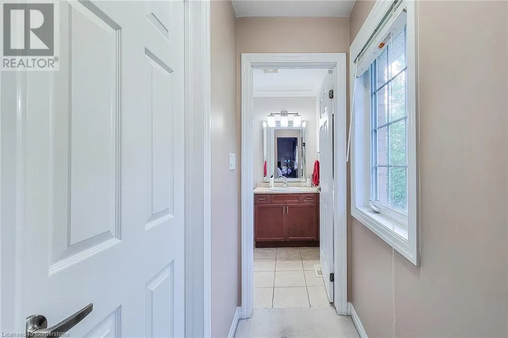 128 MONTREAL Circle
