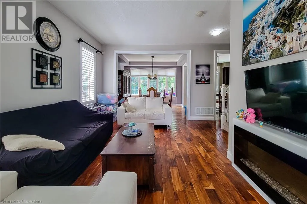 128 MONTREAL Circle