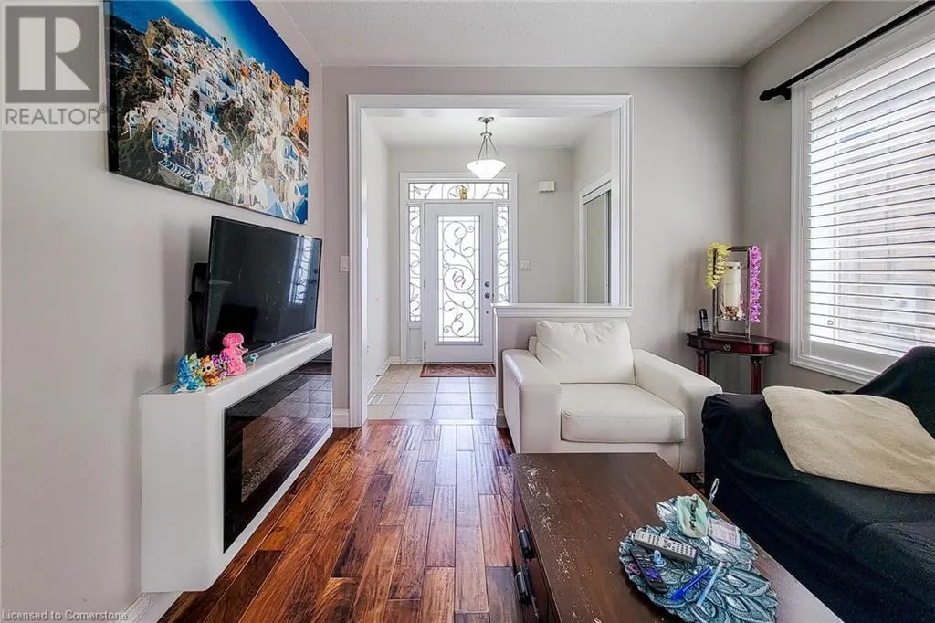 128 MONTREAL Circle