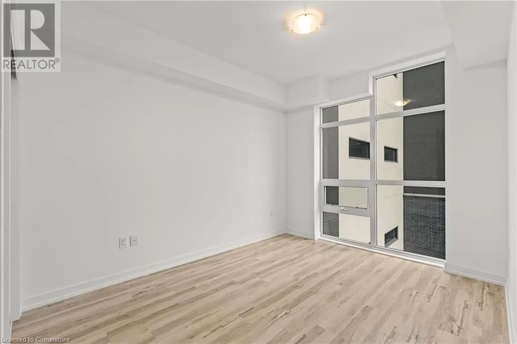 450 DUNDAS Street E Unit# 219, #219
