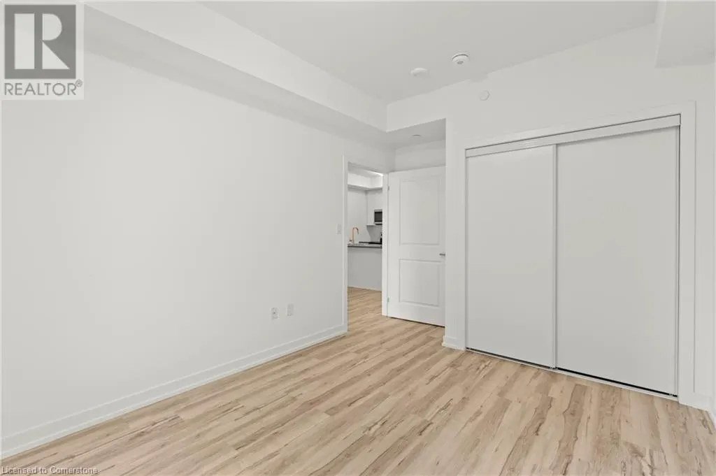 450 DUNDAS Street E Unit# 219, #219