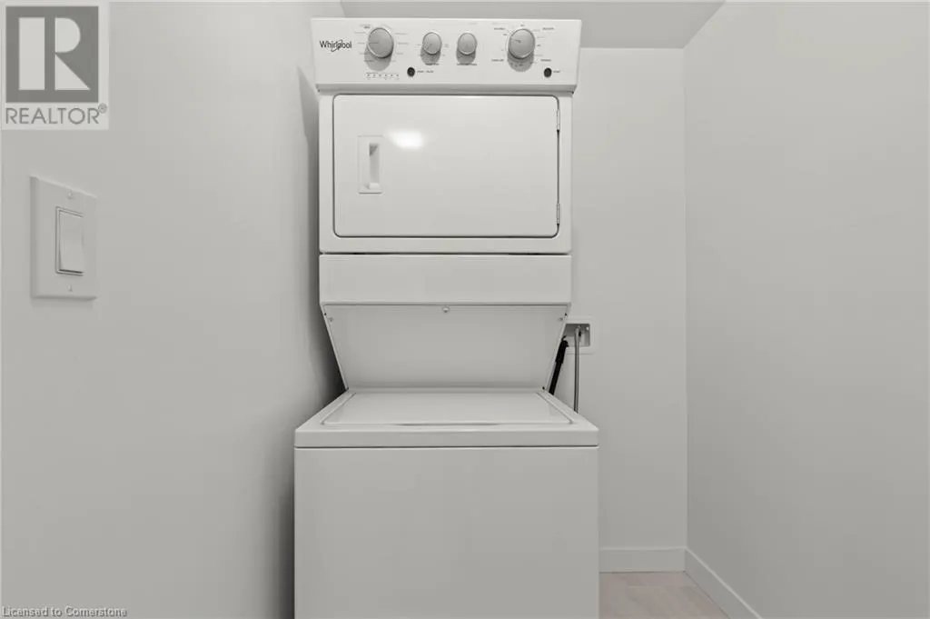 450 DUNDAS Street E Unit# 219, #219