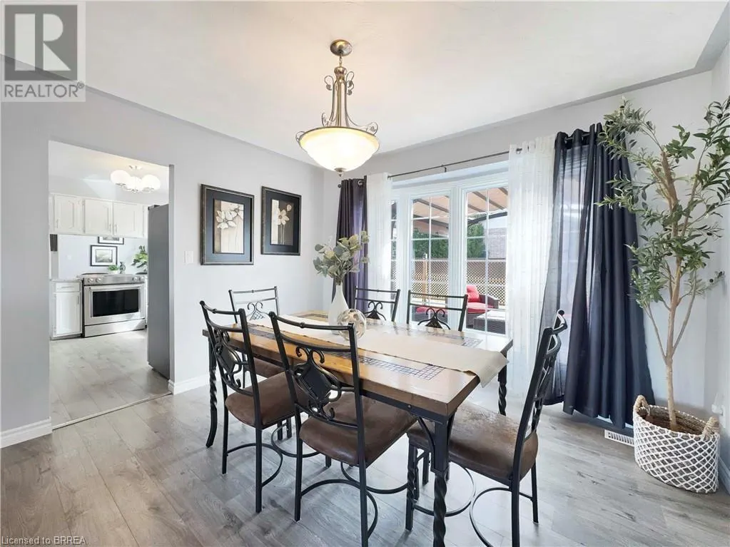 30 LINGWOOD Drive