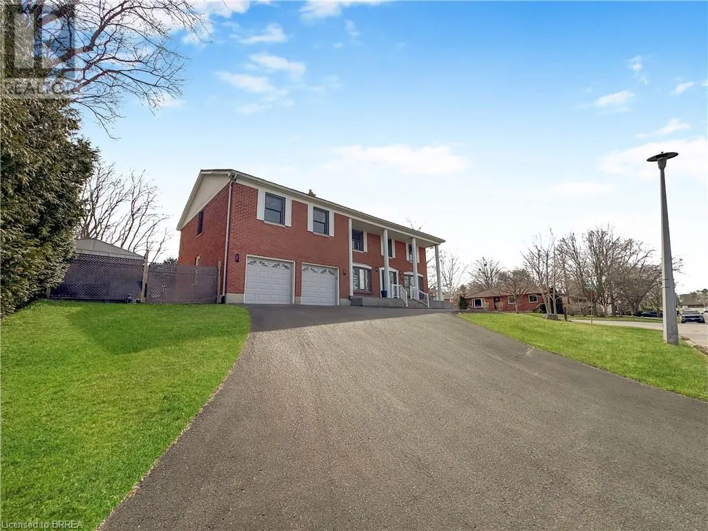 30 LINGWOOD Drive