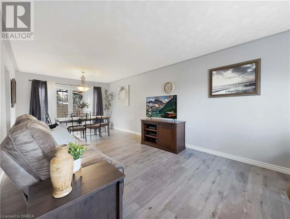 30 LINGWOOD Drive