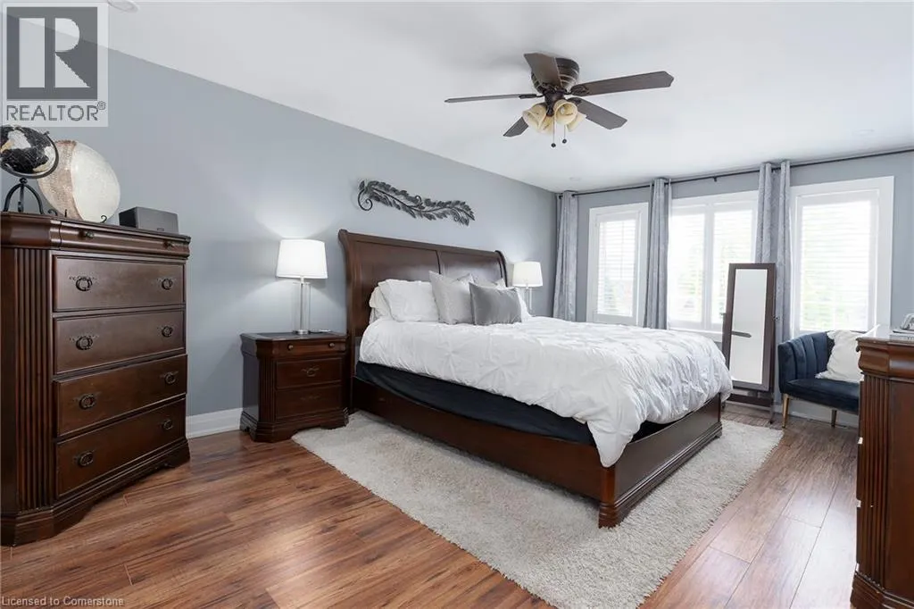 3770 FOREST BLUFF Crescent