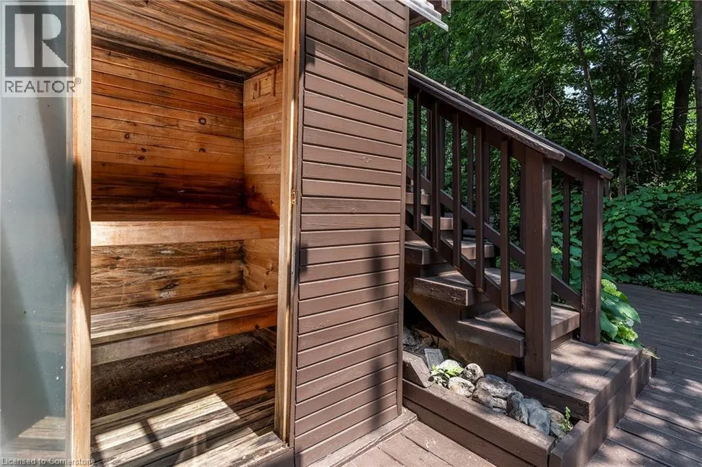 3770 FOREST BLUFF Crescent