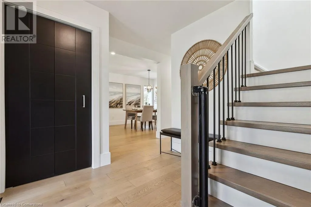 77 IMPERIAL Road N