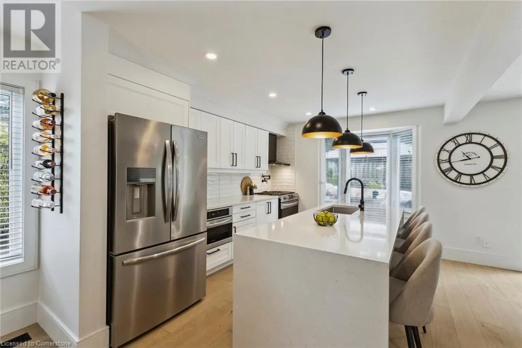 77 IMPERIAL Road N