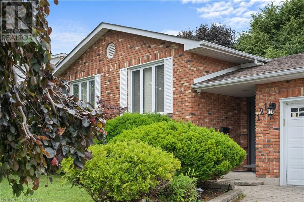 121 TOLLGATE Road