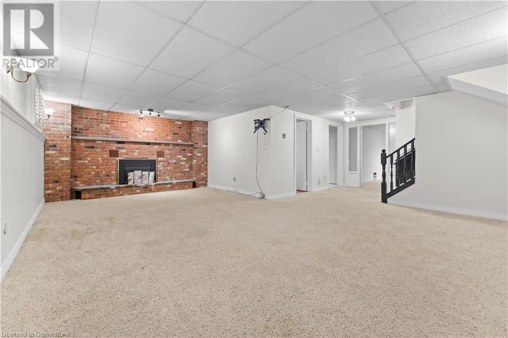 121 TOLLGATE Road