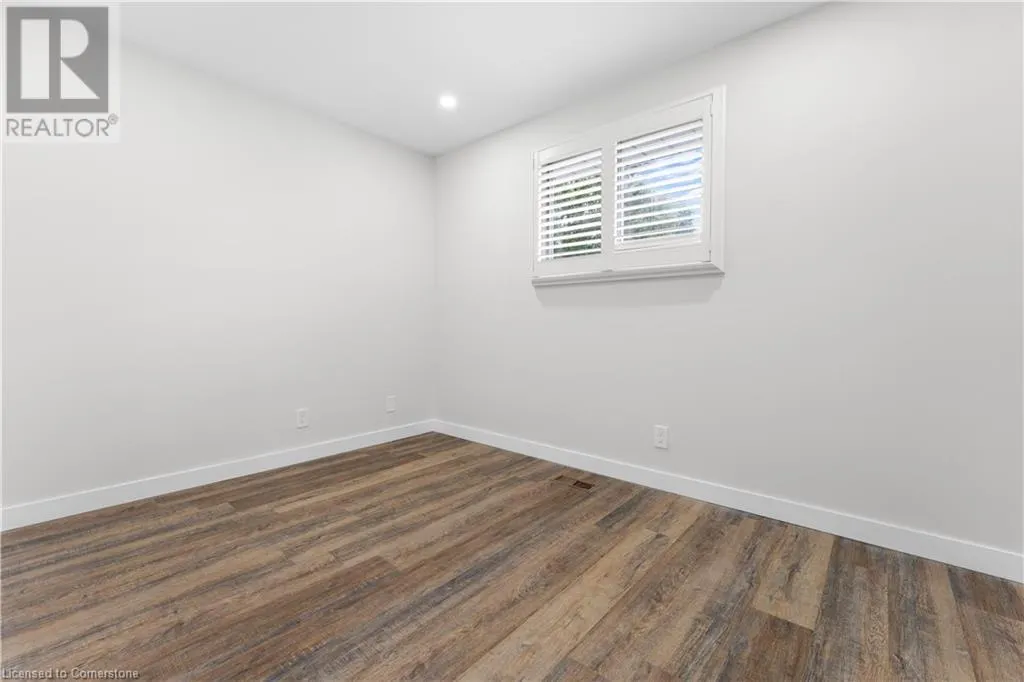 121 TOLLGATE Road