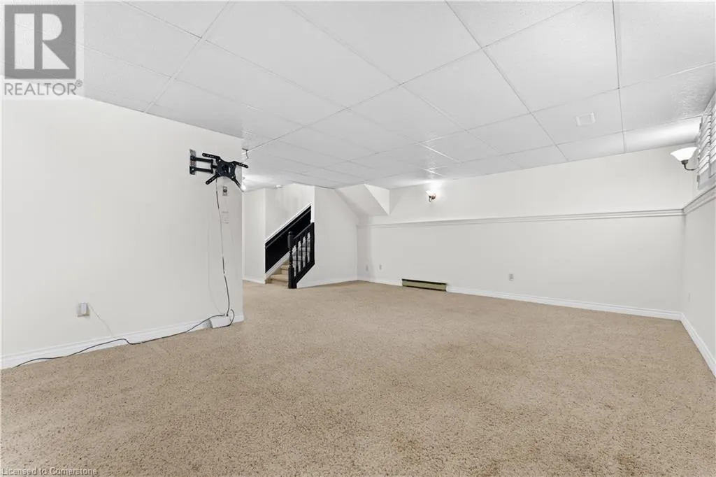 121 TOLLGATE Road
