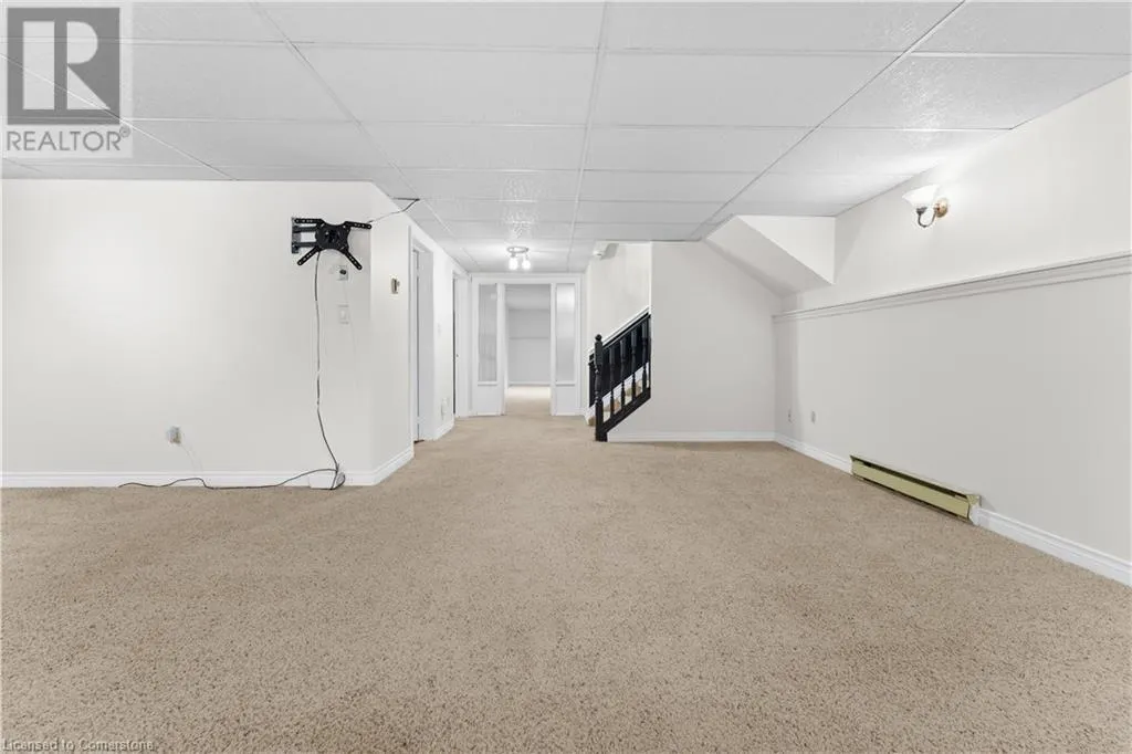 121 TOLLGATE Road