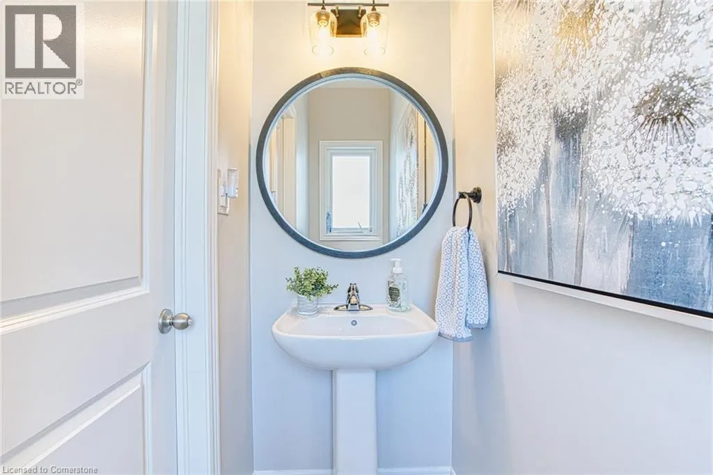 42 PINOT Crescent