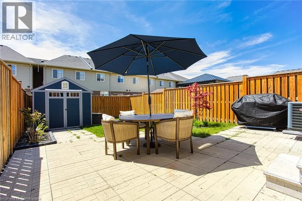 42 PINOT Crescent
