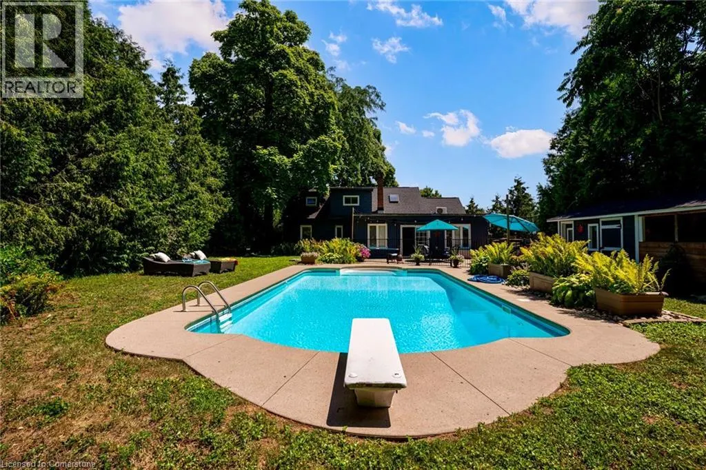 657 GREENWOOD Drive