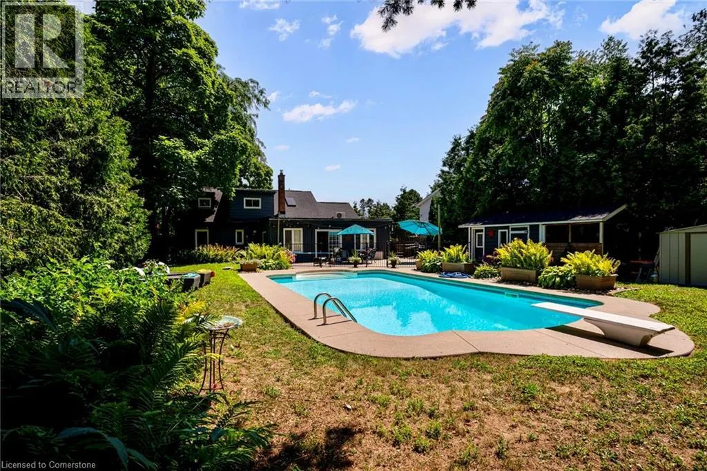 657 GREENWOOD Drive