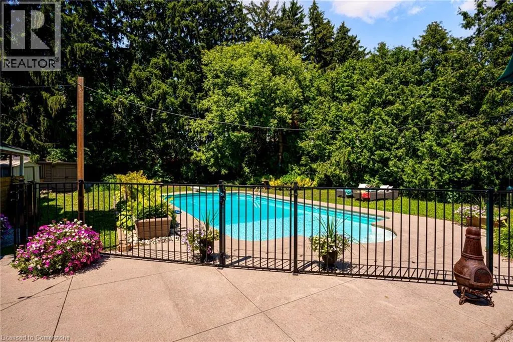 657 GREENWOOD Drive