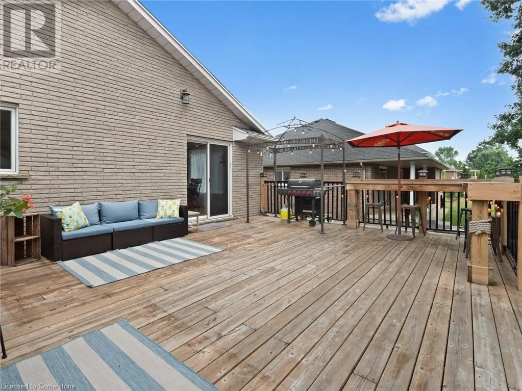 10 WESTWOOD Drive