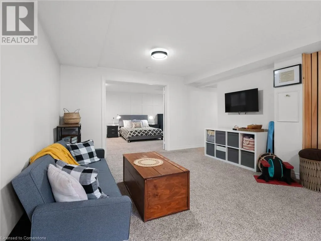 10 WESTWOOD Drive