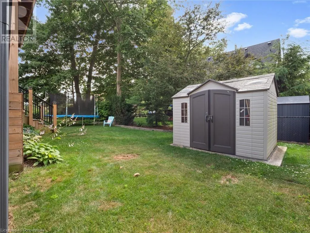 10 WESTWOOD Drive