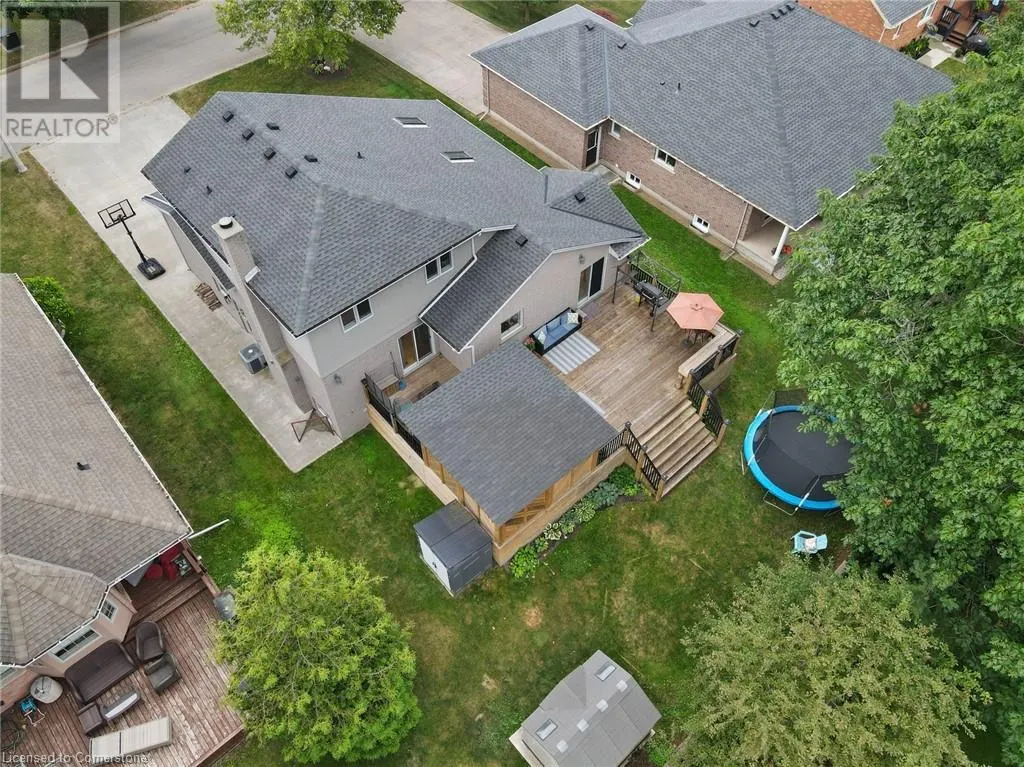 10 WESTWOOD Drive