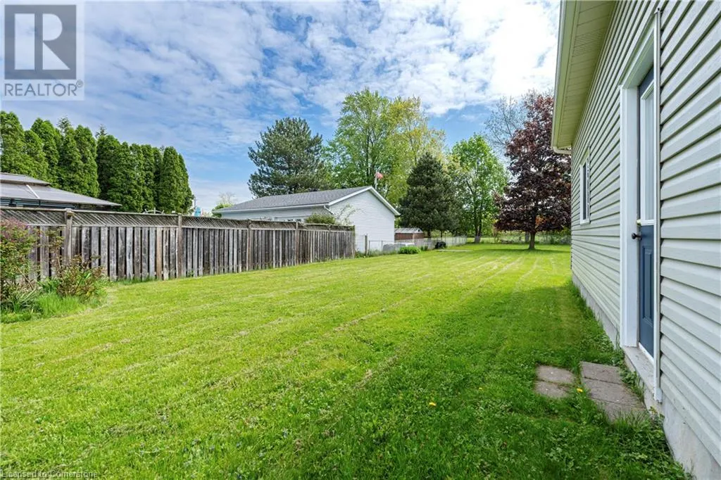 56 DUNKELD Avenue