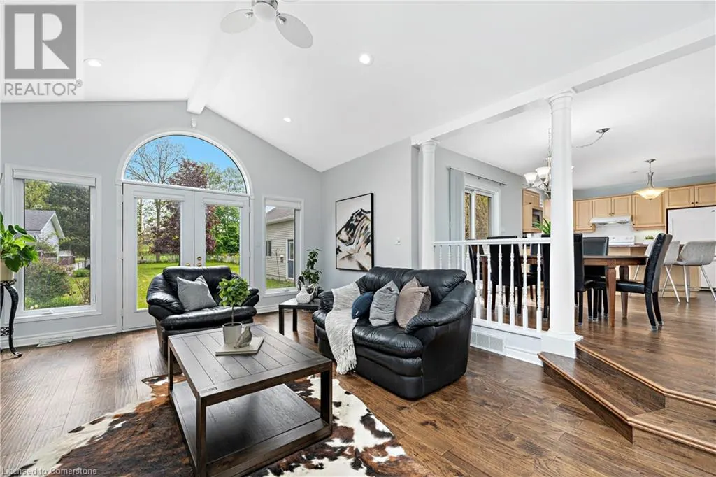 56 DUNKELD Avenue