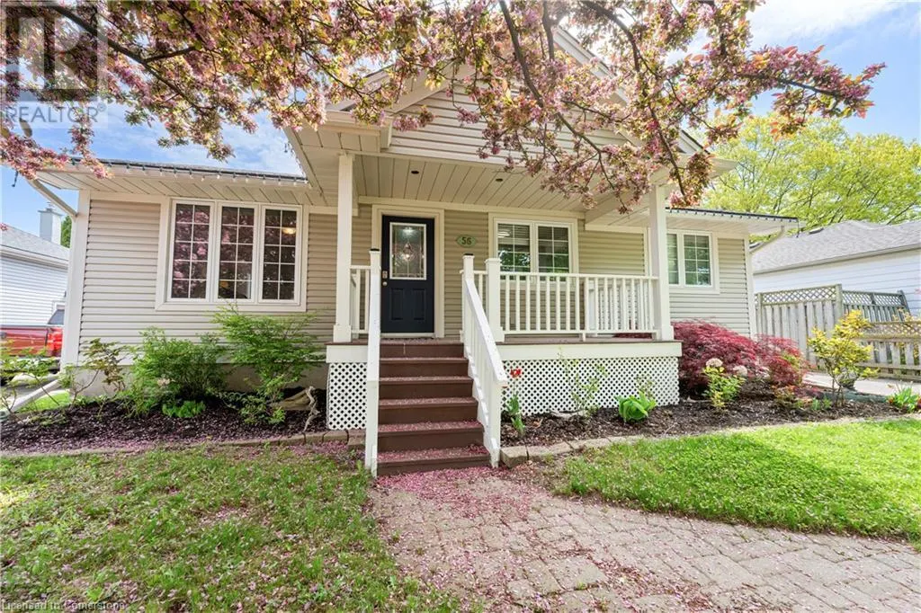 56 DUNKELD Avenue