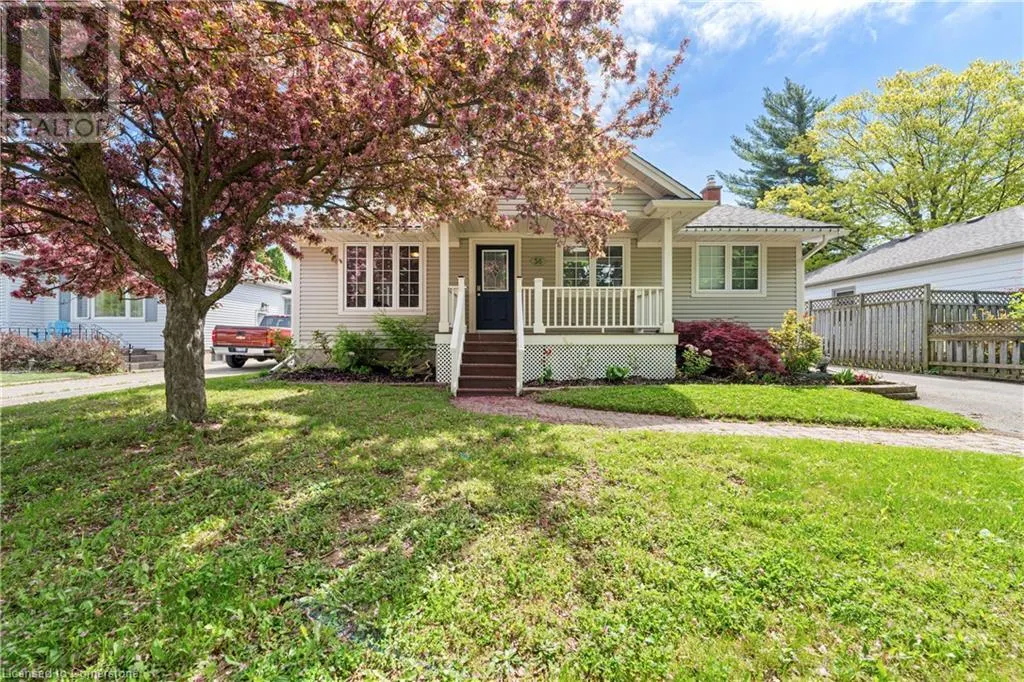 56 DUNKELD Avenue