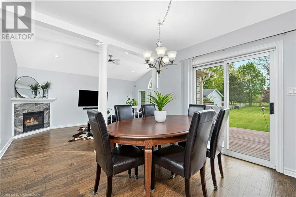 56 DUNKELD Avenue