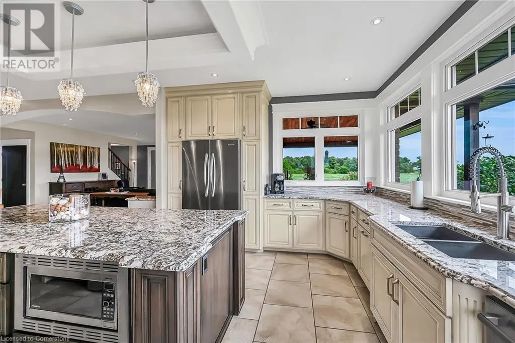 560 CONCESSION 11 WALPOLE Road