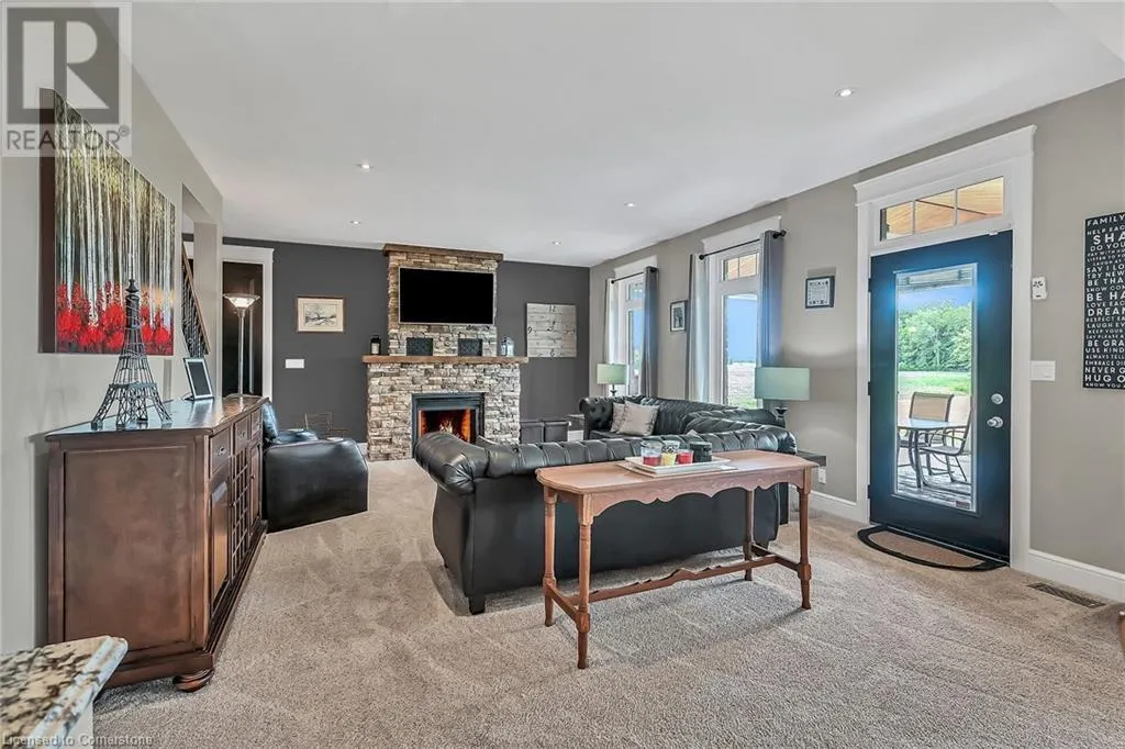 560 CONCESSION 11 WALPOLE Road