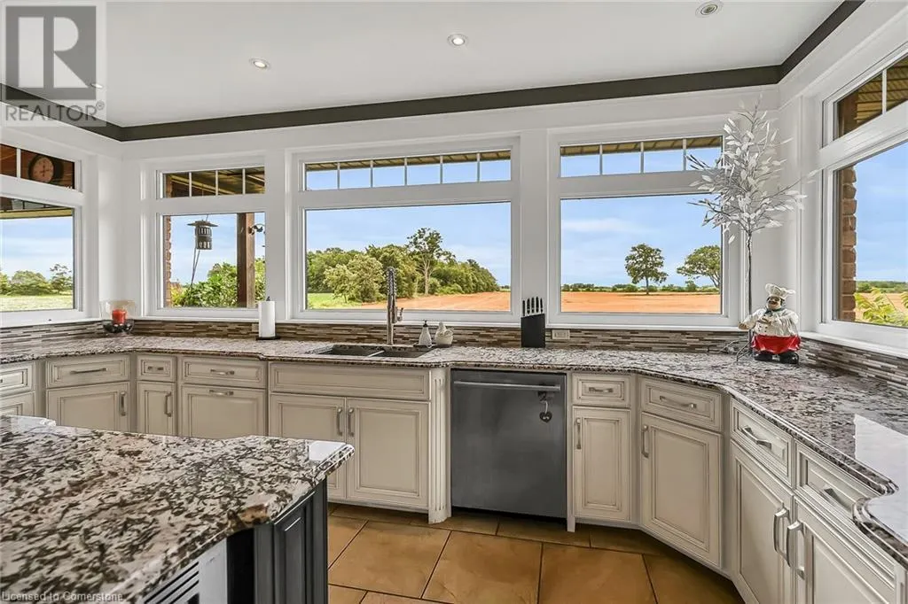 560 CONCESSION 11 WALPOLE Road
