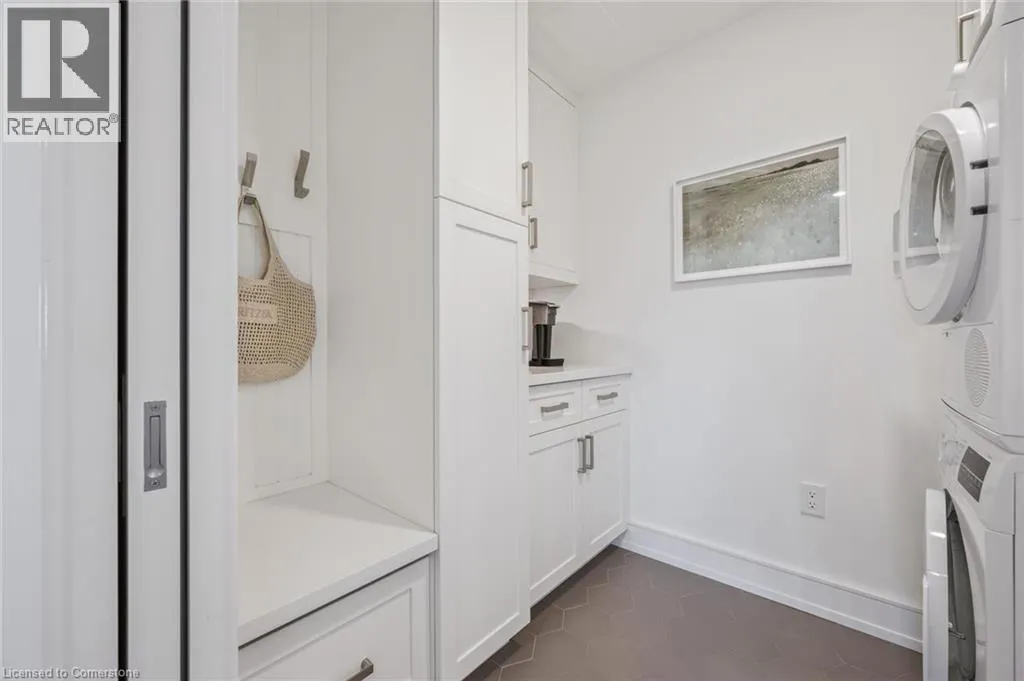 2060 LAKESHORE Road Unit# 508, #508