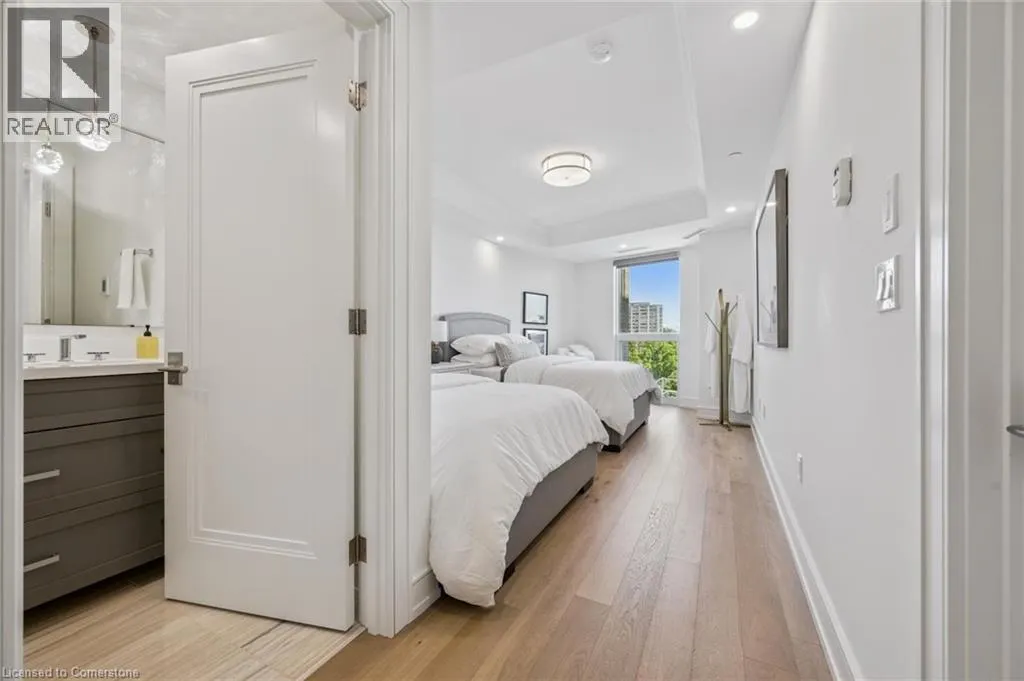 2060 LAKESHORE Road Unit# 508, #508