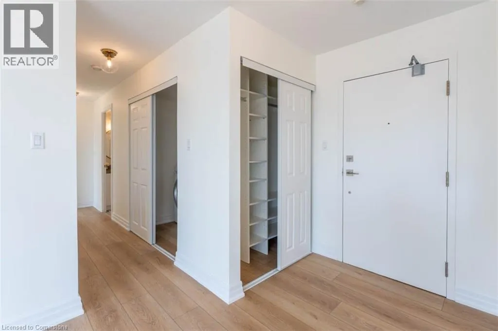 2121 LAKESHORE Road Unit# 503, #503