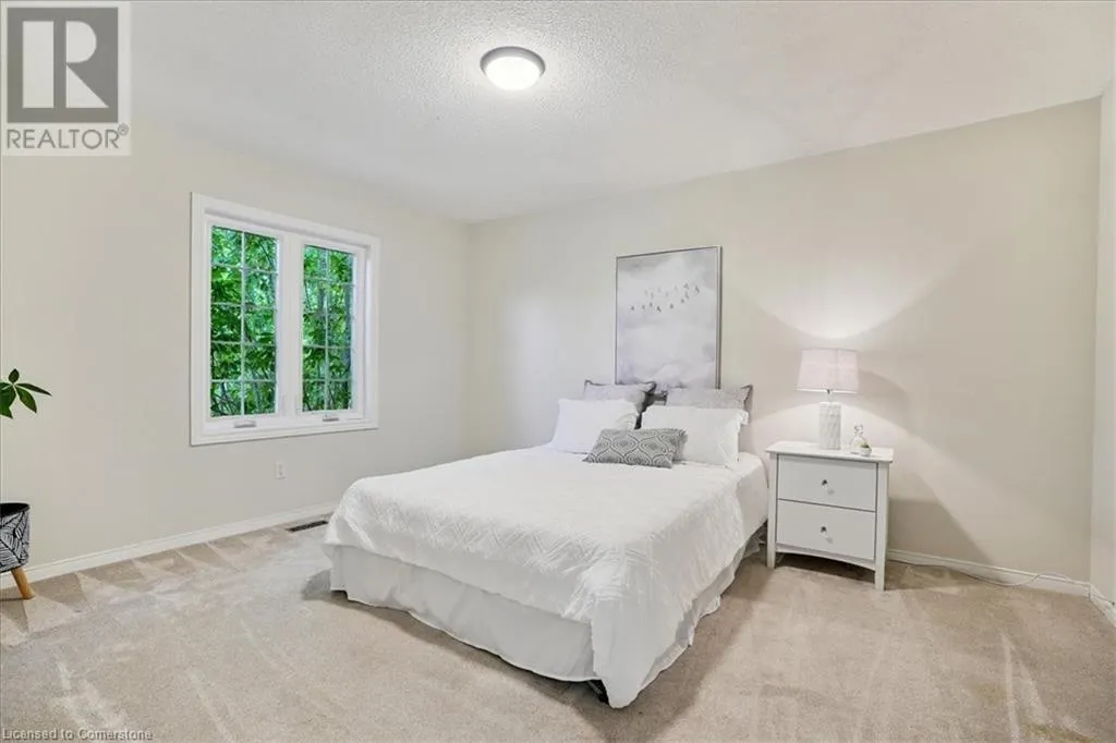 105 RIVER GLEN Boulevard