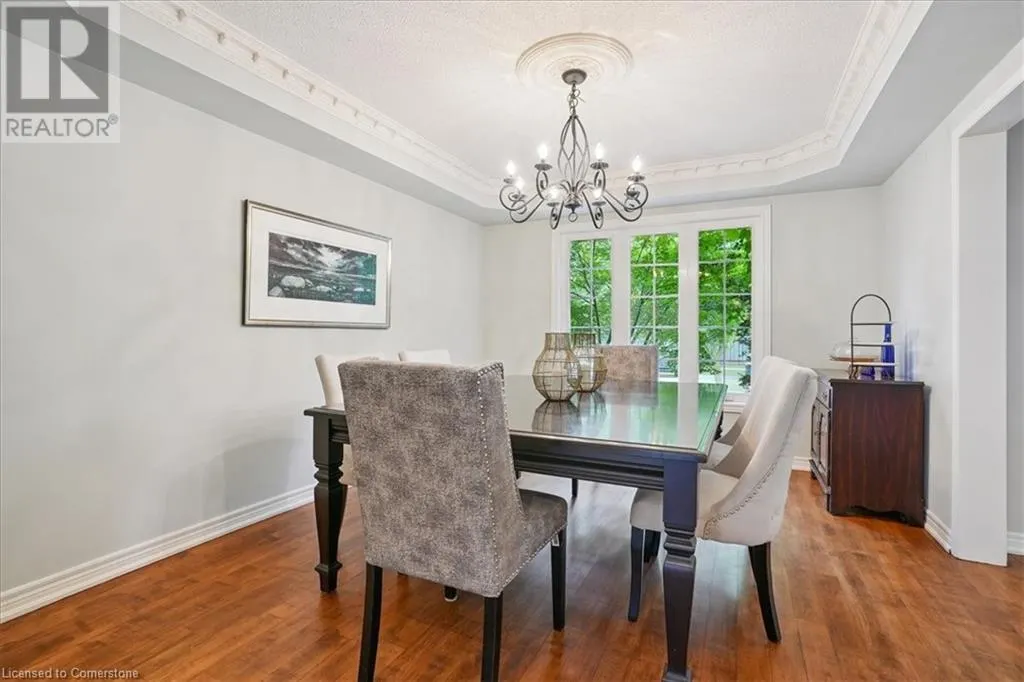 105 RIVER GLEN Boulevard